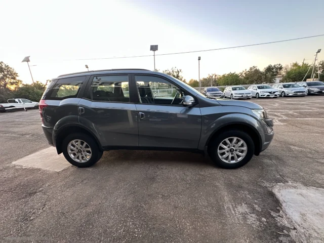 Auto - Mahindra xuv500 2.2 16v awd w6