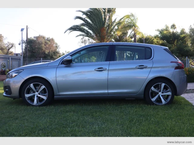 Auto - Peugeot 308 bluehdi 130 s&s eat8 allure