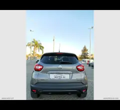 Auto - Renault captur 1.5 dci 8v 90 cv s&s ener. r-link