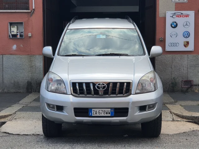 Auto - Toyota land cruiser 3.0 d-4d 16v 3p.