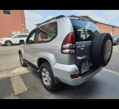 Auto - Toyota land cruiser 3.0 d-4d 16v 3p.