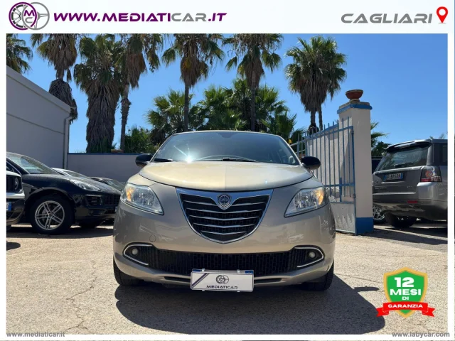 Auto - Lancia ypsilon 1.2 69 cv 5p. s&s gold