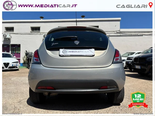 Auto - Lancia ypsilon 1.2 69 cv 5p. s&s gold