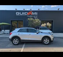 Audi q2 30 tfsi s tronic business