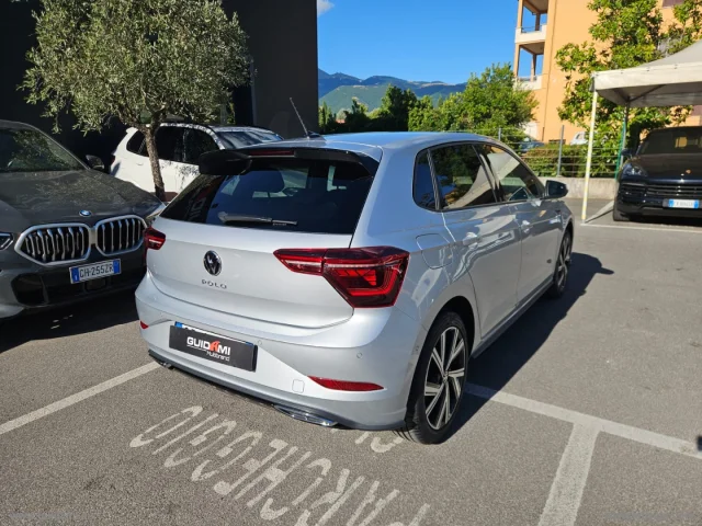 Auto - Volkswagen polo 1.0 tsi r-line