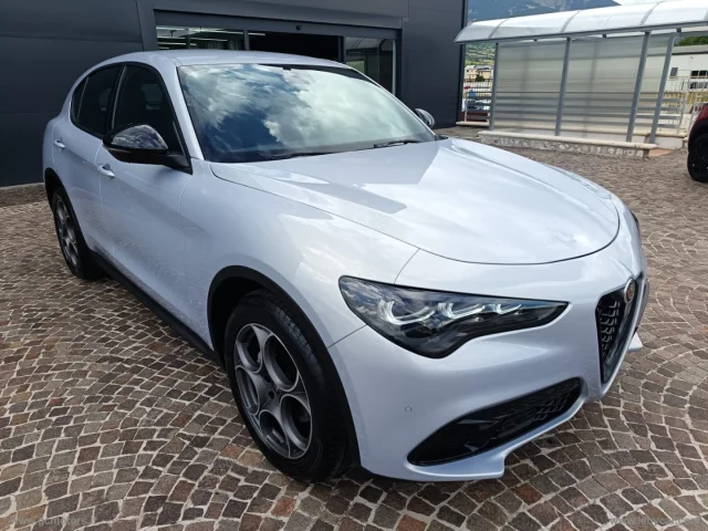 Auto - Alfa romeo stelvio 2.2 t.d. 160cv at8 rwd sprint