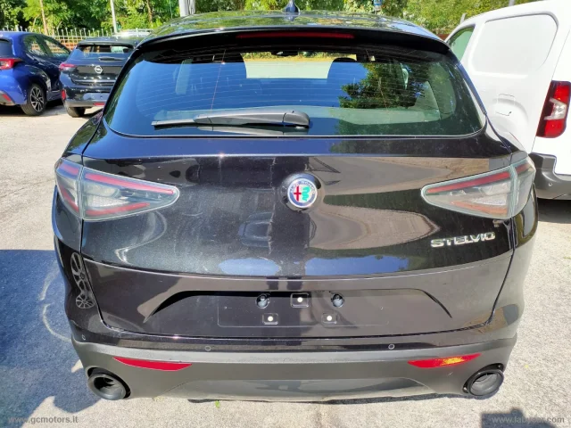 Auto - Alfa romeo stelvio 2.2 t.d. 160cv at8 rwd sprint