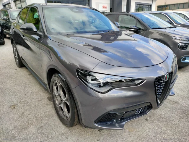 Auto - Alfa romeo stelvio 2.2 t.d. 160cv at8 rwd sprint