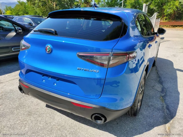 Auto - Alfa romeo stelvio 2.2 t.d. 160cv at8 rwd sprint
