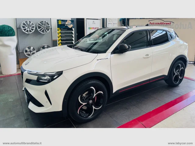 Alfa romeo junior 1.2 136 cv hybrid edct6 speciale