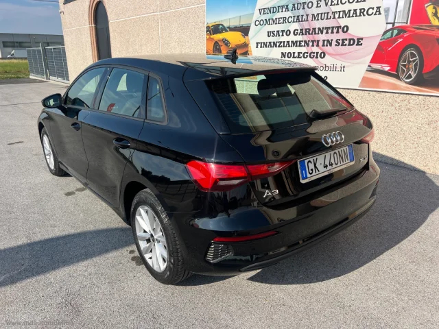 Auto - Audi a3 spb 30 tdi business