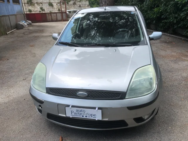 Auto - Ford fiesta 1.4 tdci 5p. ghia