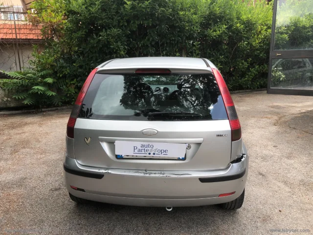 Auto - Ford fiesta 1.4 tdci 5p. ghia