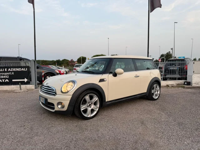 Auto - Mini mini 1.6 16v cooper d chili clubman