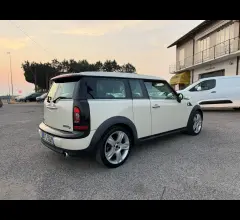 Auto - Mini mini 1.6 16v cooper d chili clubman