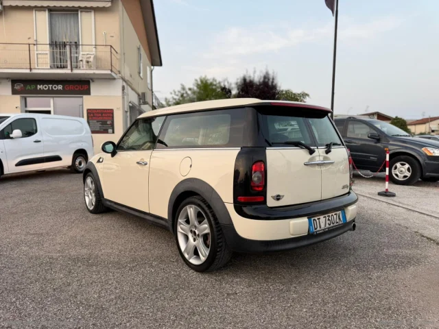 Auto - Mini mini 1.6 16v cooper d chili clubman