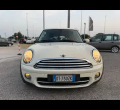 Auto - Mini mini 1.6 16v cooper d chili clubman