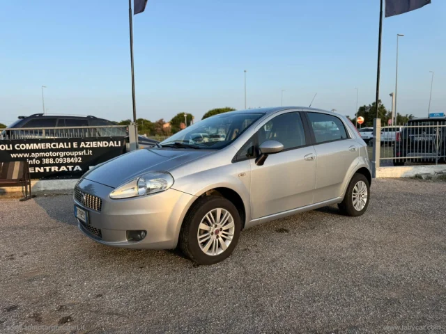 Auto - Fiat grande punto 1.4 3p. dynamic natural p.