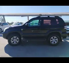 Auto - Toyota land cruiser 3.0 tdi d-4d 3p. 90 std