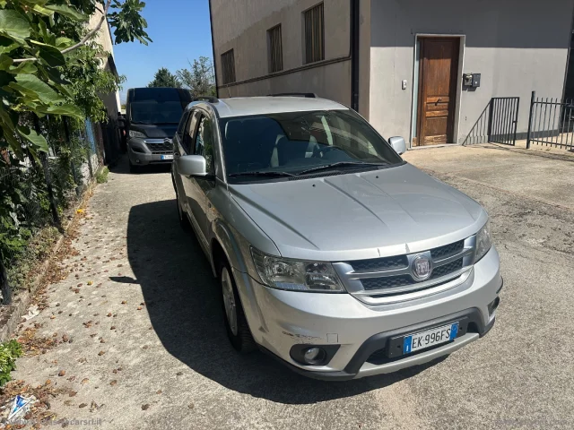 Auto - Fiat freemont 2.0 multijet 140 cv freemont