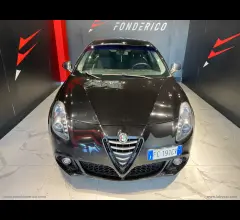 Auto - Alfa romeo giulietta 2.0 jtdm-2 grandinata
