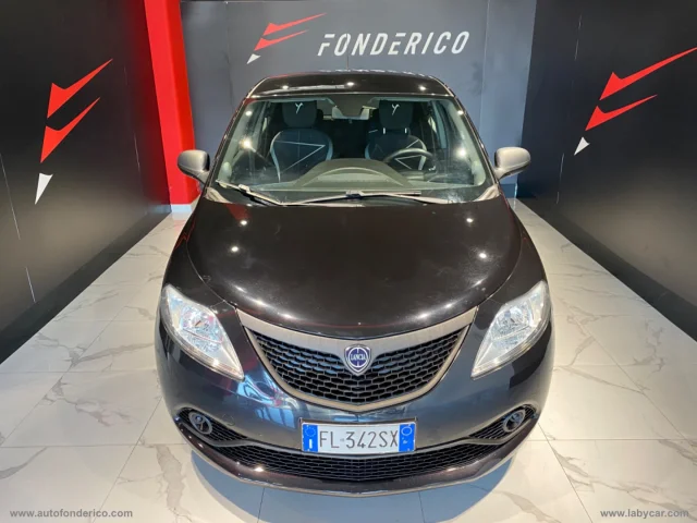 Lancia ypsilon 1.2 69 cv 5p. gpl ecochic gold