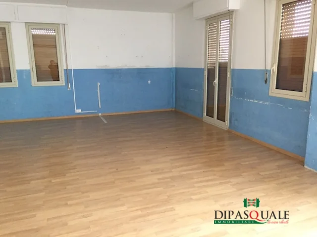 Appartamenti in Vendita - Uffici a reddito