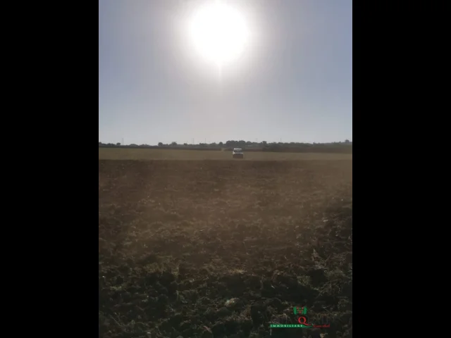 Appartamenti in Vendita - Contrada cimillà. terreno seminativo e pascolo. no fotovoltaico