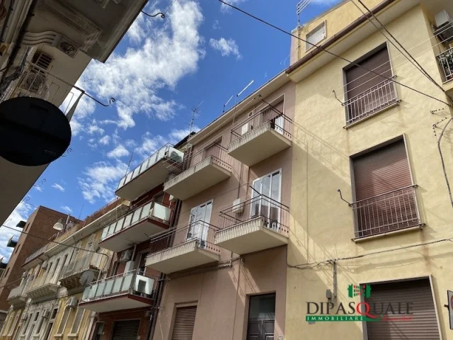 Appartamento primo piano zona via carducci