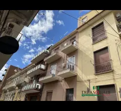 Appartamento primo  piano zona via carducci