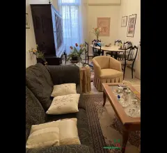 Appartamenti in Vendita - Appartamento primo  piano zona via carducci