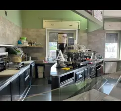 Appartamenti in Vendita - Tecnoazienda - bar giornaliero con plateatico privato