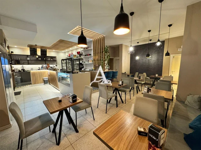 Appartamenti in Vendita - Tecnoazienda - bar giornaliero con plateatico