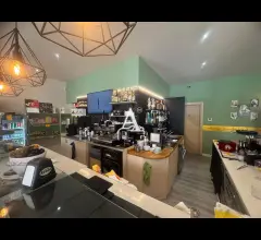 Appartamenti in Vendita - Tecnoazienda - bar bistrot giornaliero con plateatico