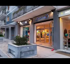 Appartamenti in Vendita - Locale commerciale-negozio in locazione in via notarbartolo