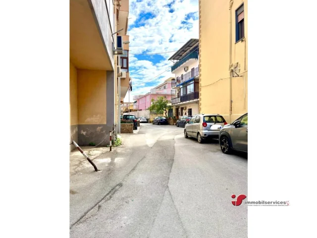 Appartamenti in Vendita - Appartamento in vendita in via carlo e nello rosselli