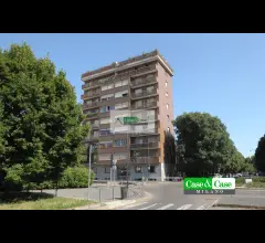 Dezza piazza po bilocale ristrutturato