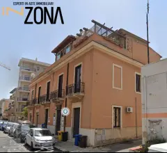 Abitazione di tipo economico - via sbarre centrali 388