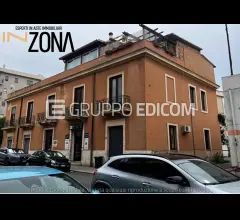 Appartamenti in Vendita - Abitazione di tipo economico - via sbarre centrali 388