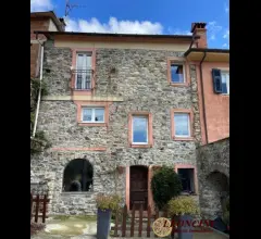 Abitazione in sasso in asta