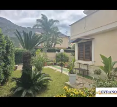 Appartamenti in Vendita - Isola delle femmine: villa vista mare