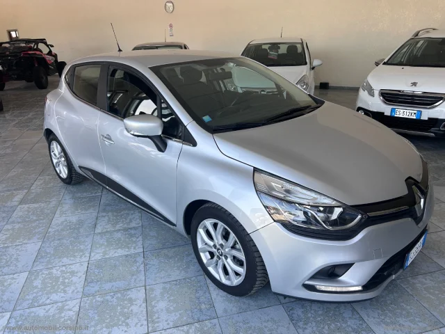 Auto - Renault clio dci 8v 75 cv s&s 5p. energy intens
