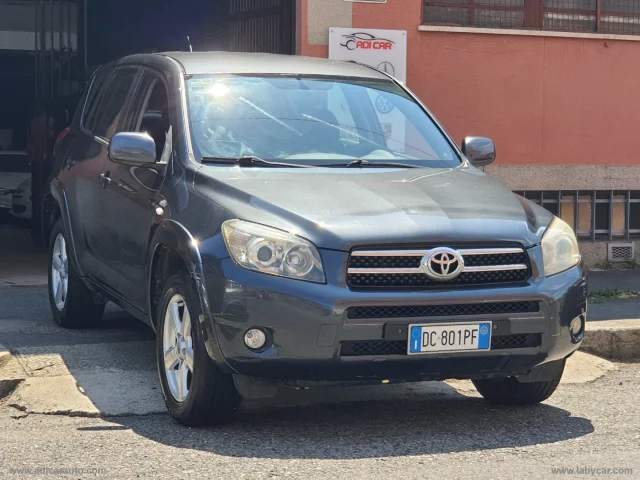 Toyota rav4 2.2 d-4d 177 cv