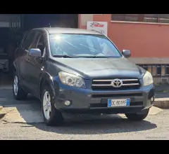 Toyota rav4 2.2 d-4d 177 cv