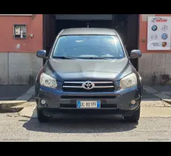 Auto - Toyota rav4 2.2 d-4d 177 cv