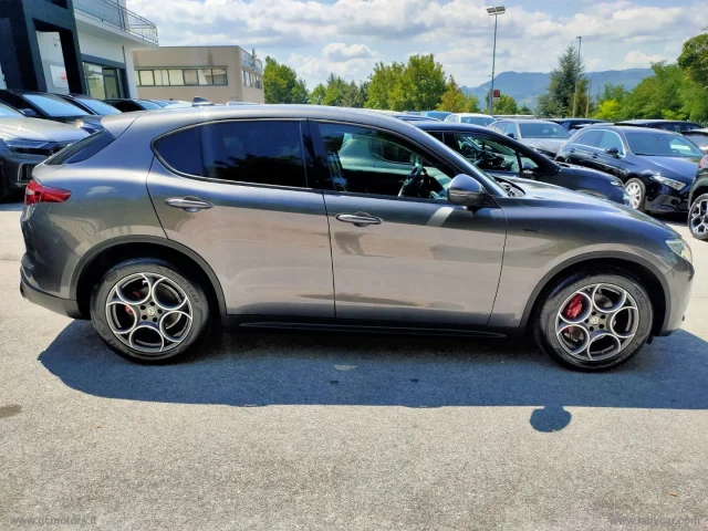 Auto - Alfa romeo stelvio 2.2 t.diesel 190cv at8 q4 sprint