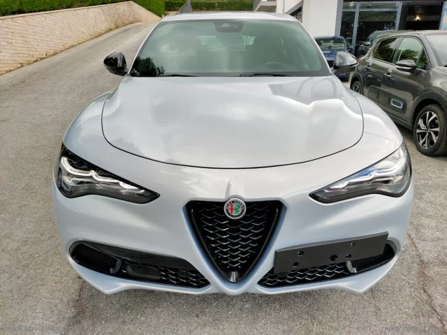 Auto - Alfa romeo stelvio 2.2 t.d. 160cv at8 rwd sprint