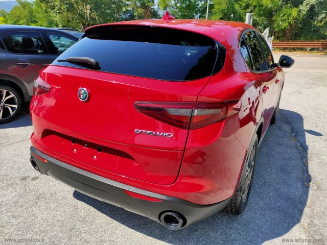 Auto - Alfa romeo stelvio 2.2 t.diesel 190cv at8 q4 sprint