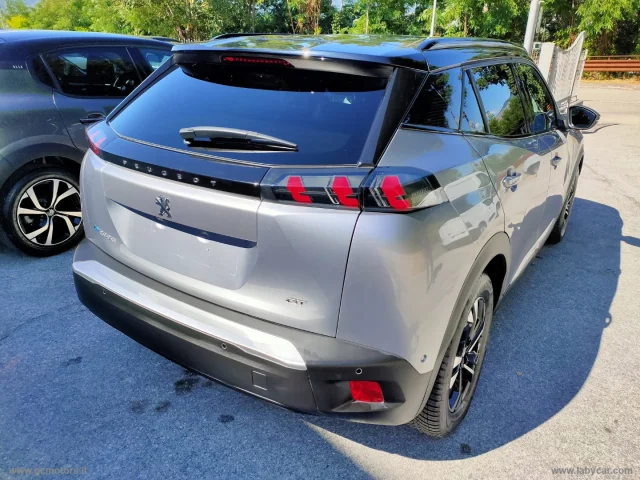 Auto - Peugeot e-2008 electric 136 cv gt