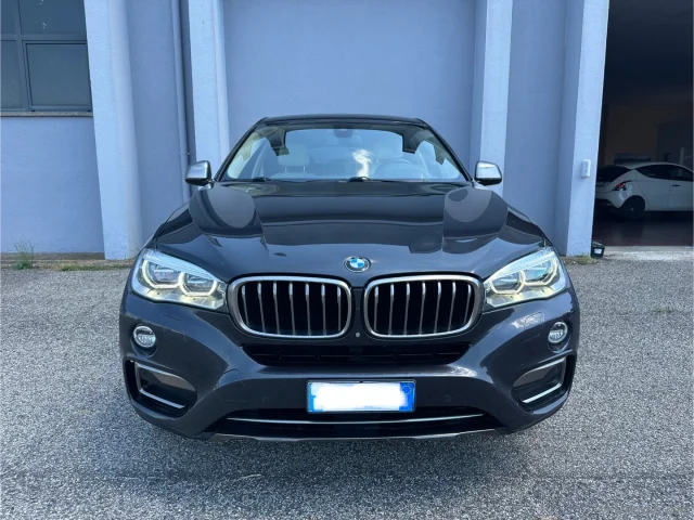 Auto - Bmw x6 xdrive30d 258cv